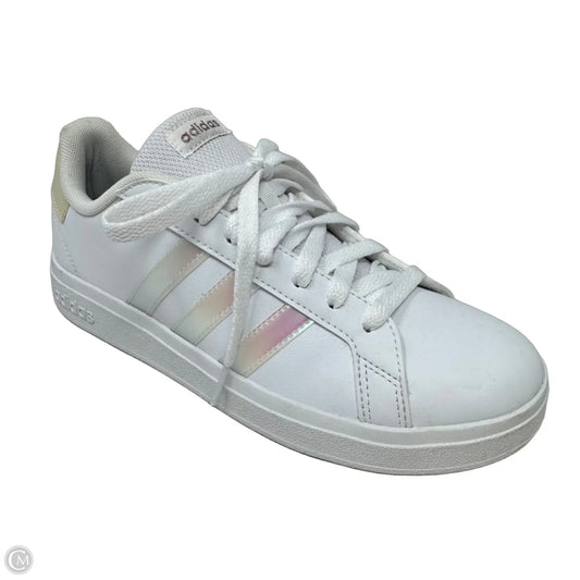 Shoes Sneakers By Adidas In White, Size: 6