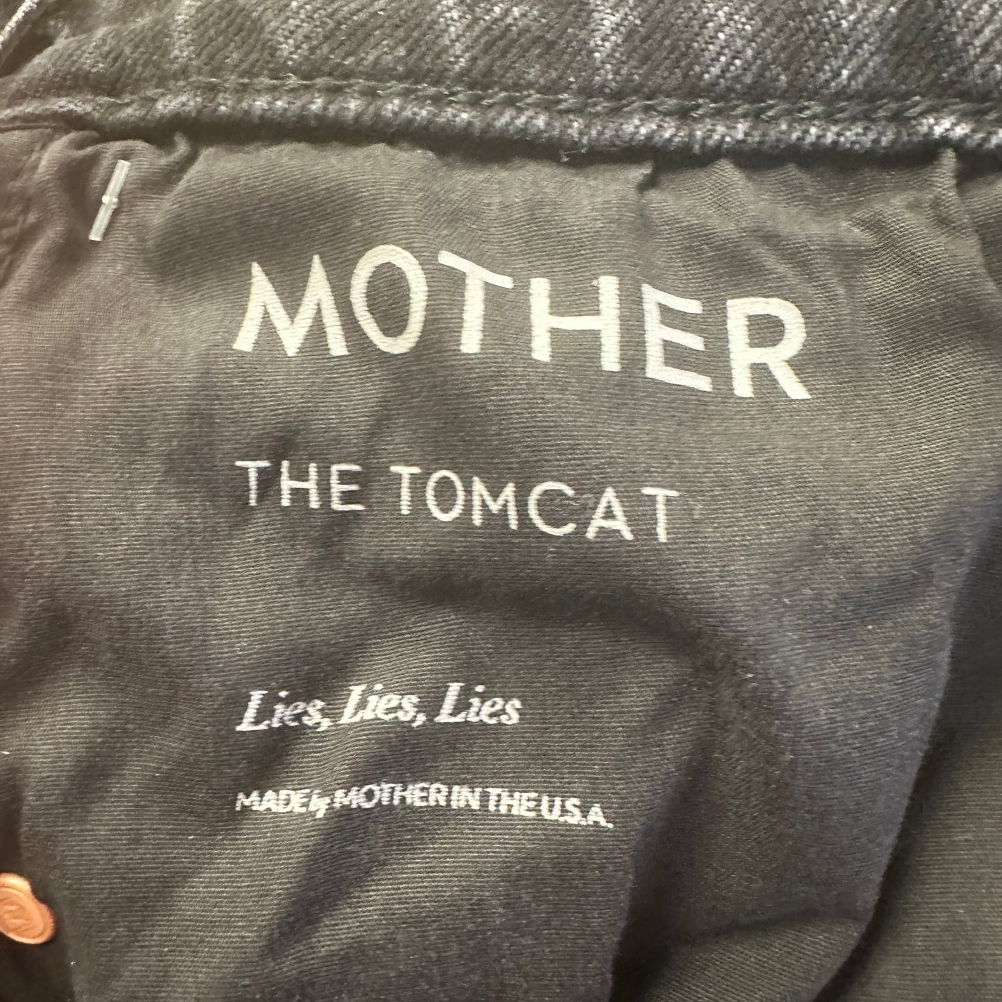 The Tomcat Straight Leg Crop Jeans in Lies Lies Lies Designer Mother, Size 2/26