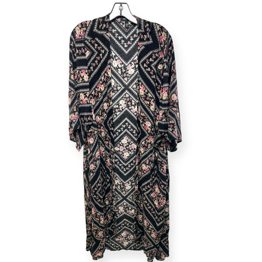 Kimono By Torrid  Size: 5