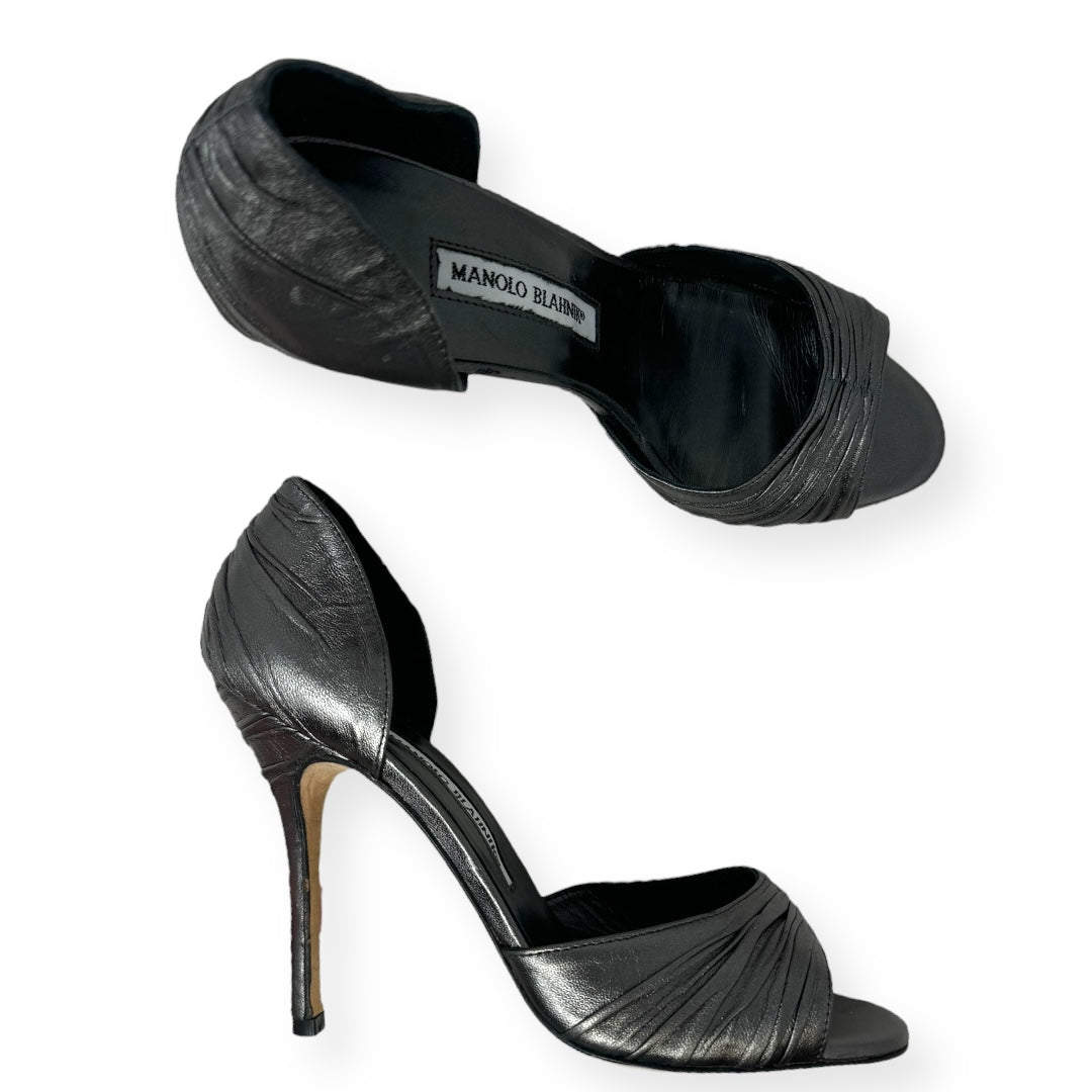 d'Orsay 100 mm. Peep Toe Pumps in Metallic Grey Luxury Designer Manolo Blahnik, Size US 8/ IT 38.5