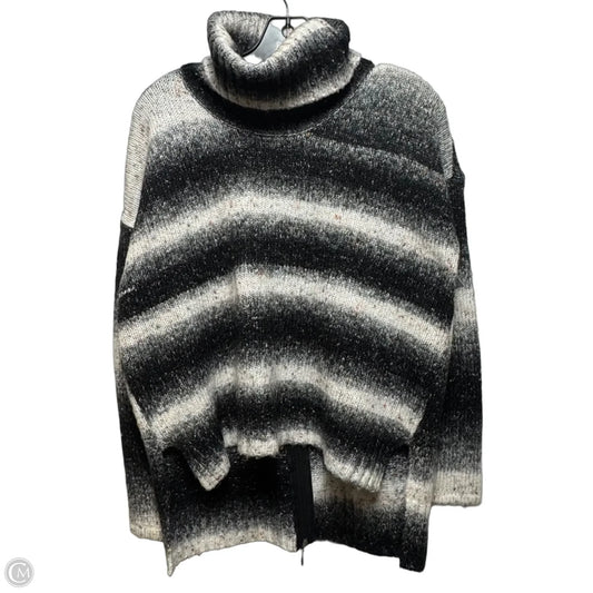 Sweater By Saks Fifth Avenue In Striped Pattern, Size: Sp