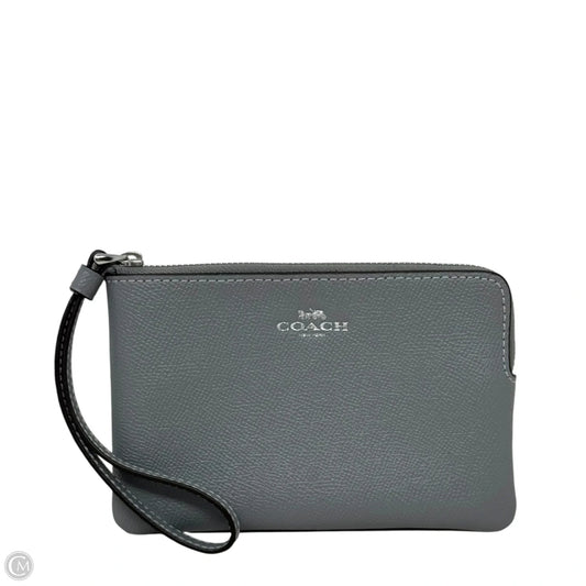 Corner Zip Wristlet Designer By Coach, Size: Small