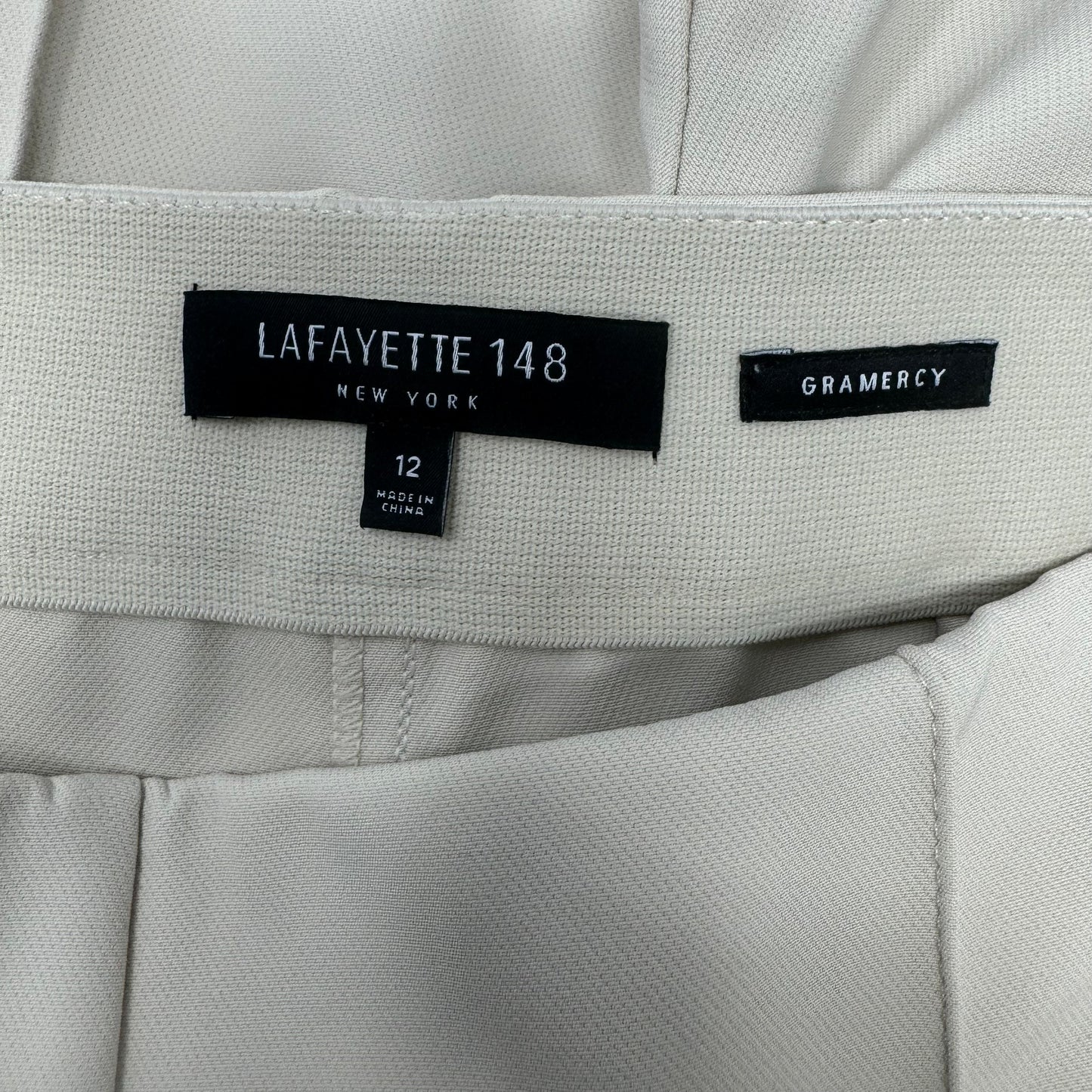 Stretch Grammercy Pant in Sand Designer Lafayette 148, Size 12