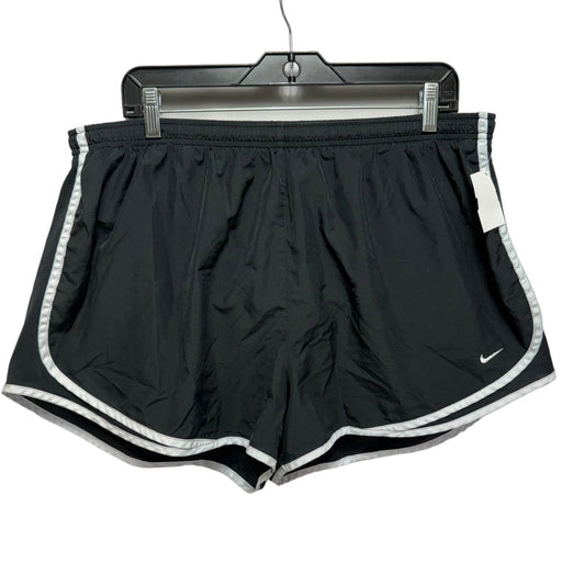 Athletic Shorts By Nike Apparel In Black & White, Size: 2x