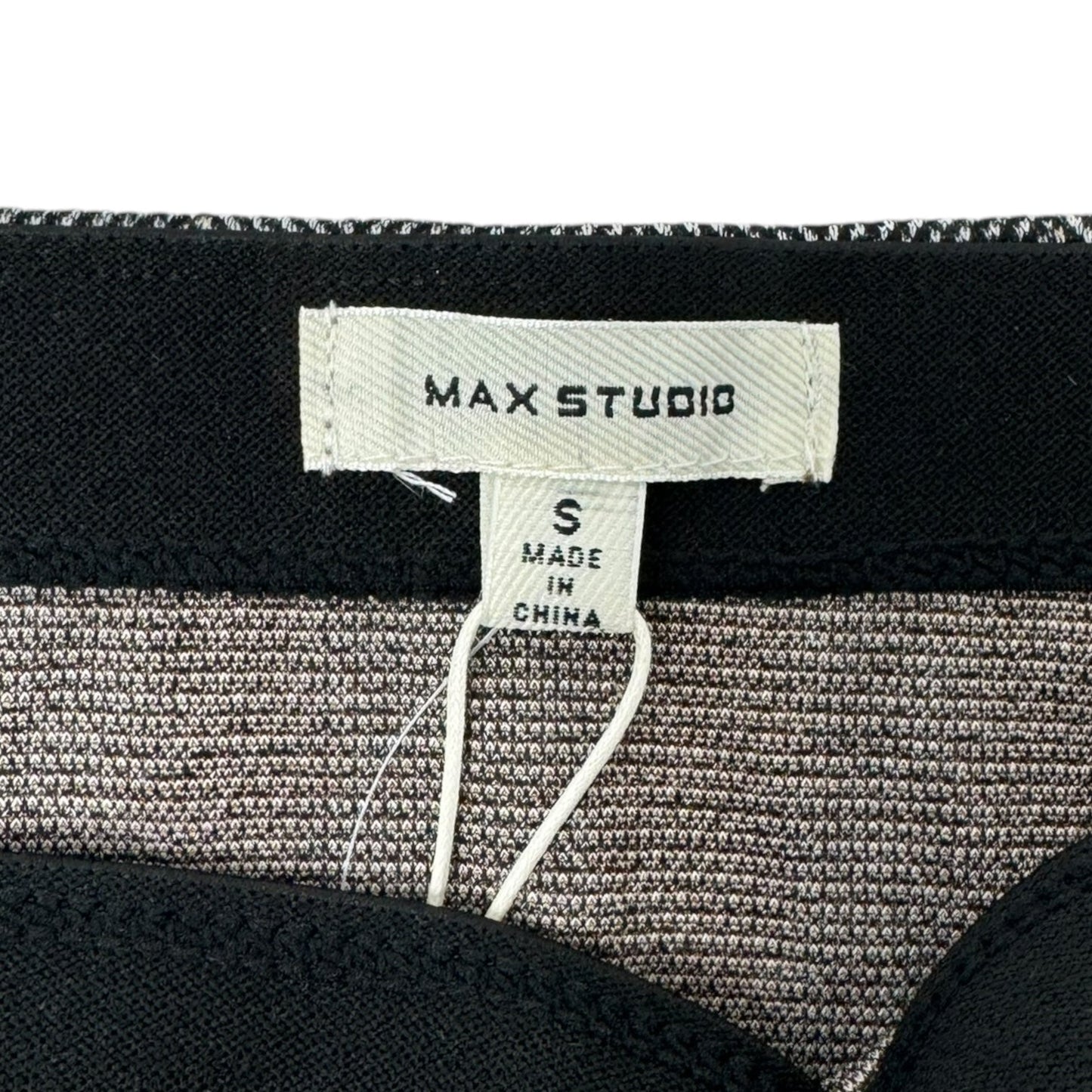 Skirt Mini & Short By Max Studio In Grey, Size: S