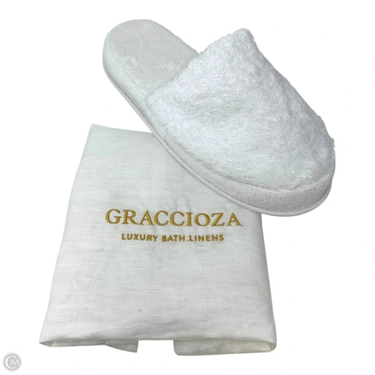 Egoist Slippers By Graccioza In White, Size: 12
