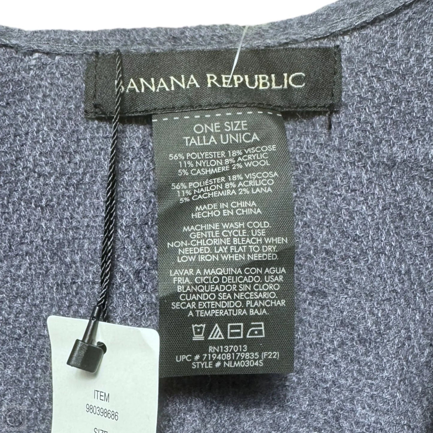 Shawl By Banana Republic In Plaid Pattern, Size: Osfm