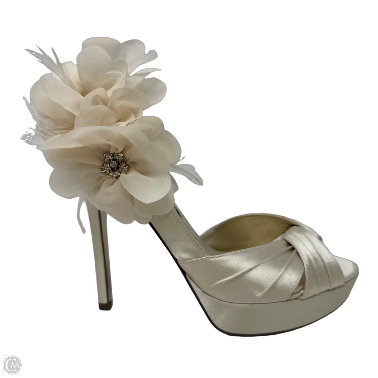 Maybell Floral Stiletto Peep Toe Satin Bridal Pumps By Nina In Cream, Size: 6.5
