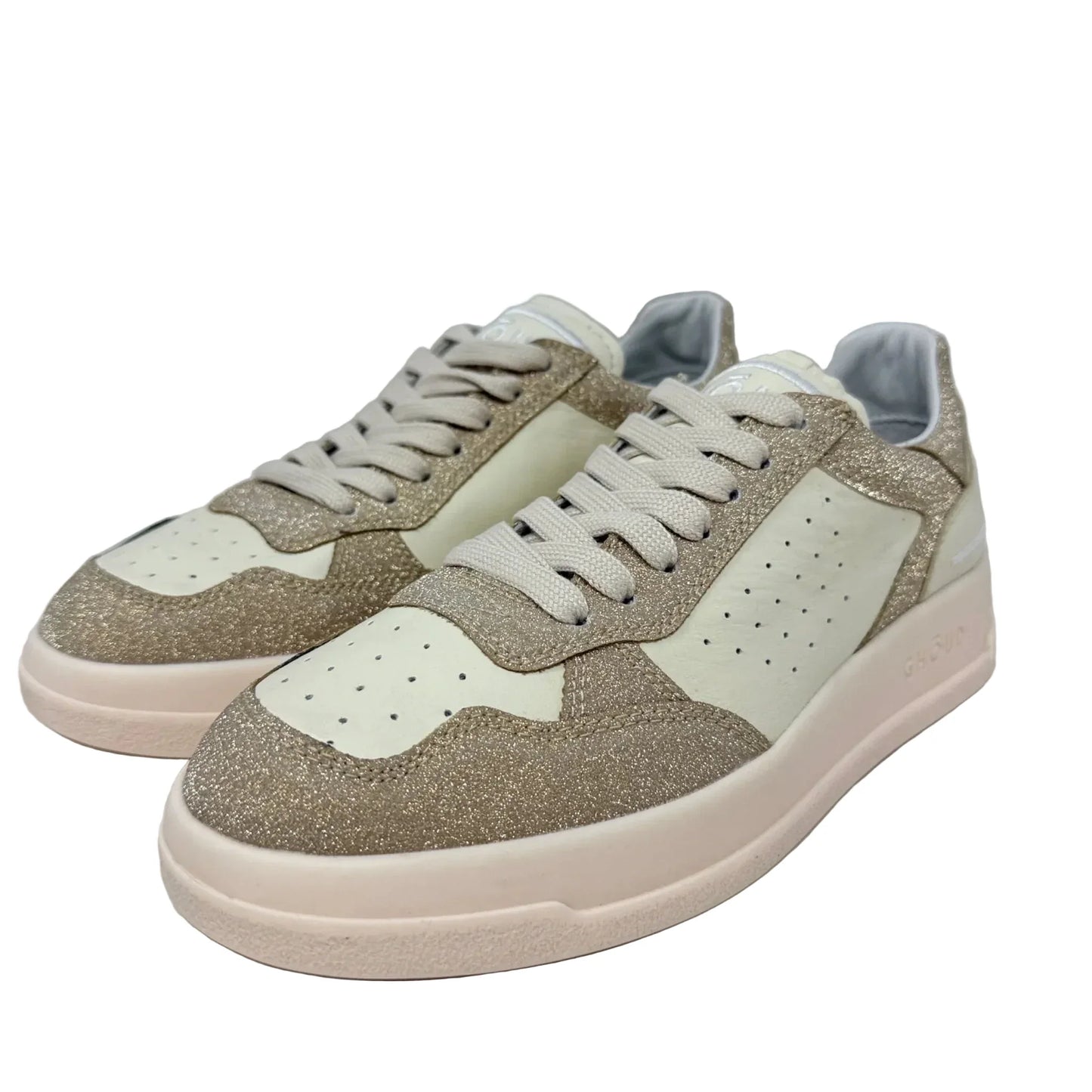 Tweener Mesh & Glitter Sneakers By Ghoud In Cream, Size: 8