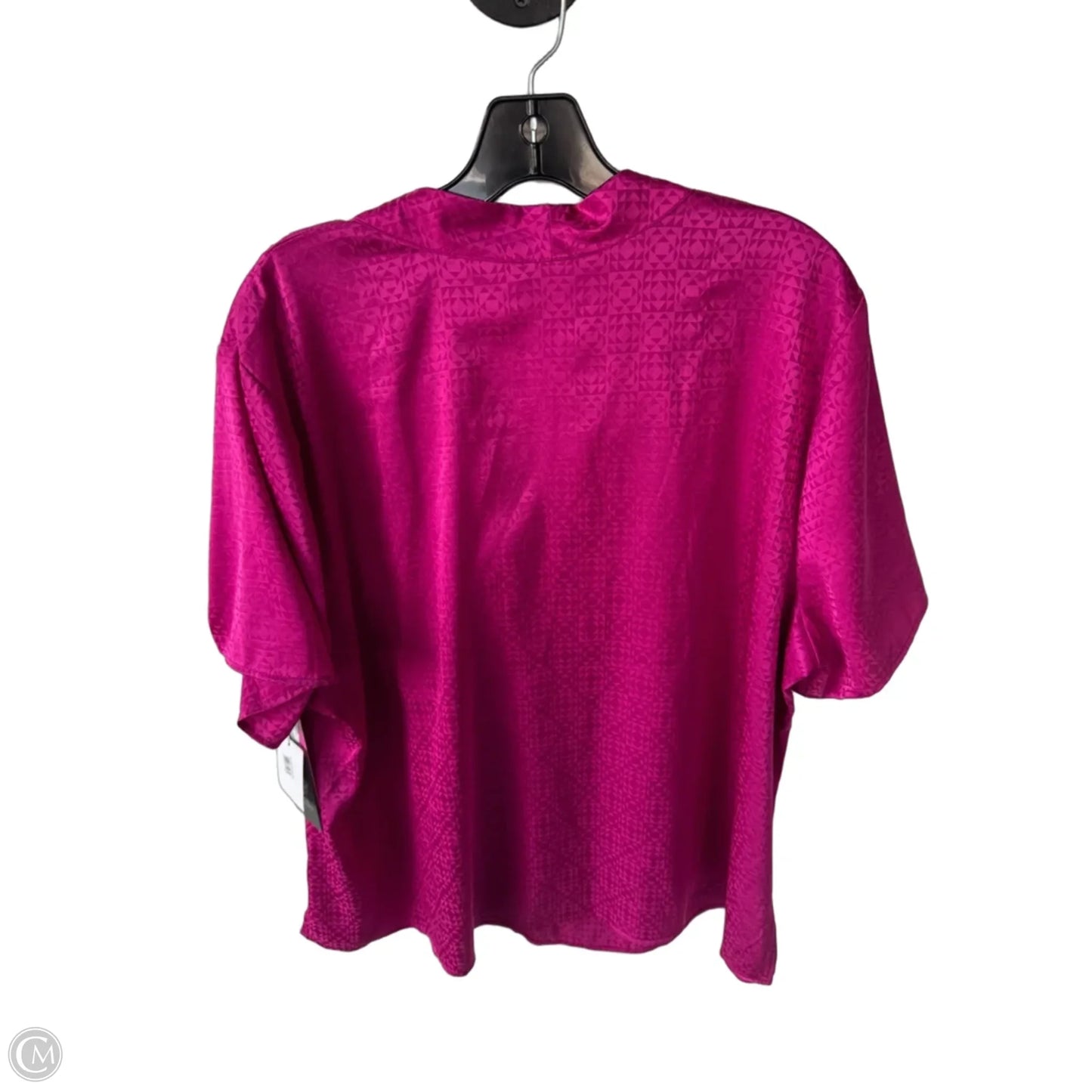 Top Short Sleeve By Vince Camuto In Pink, Size: 2x