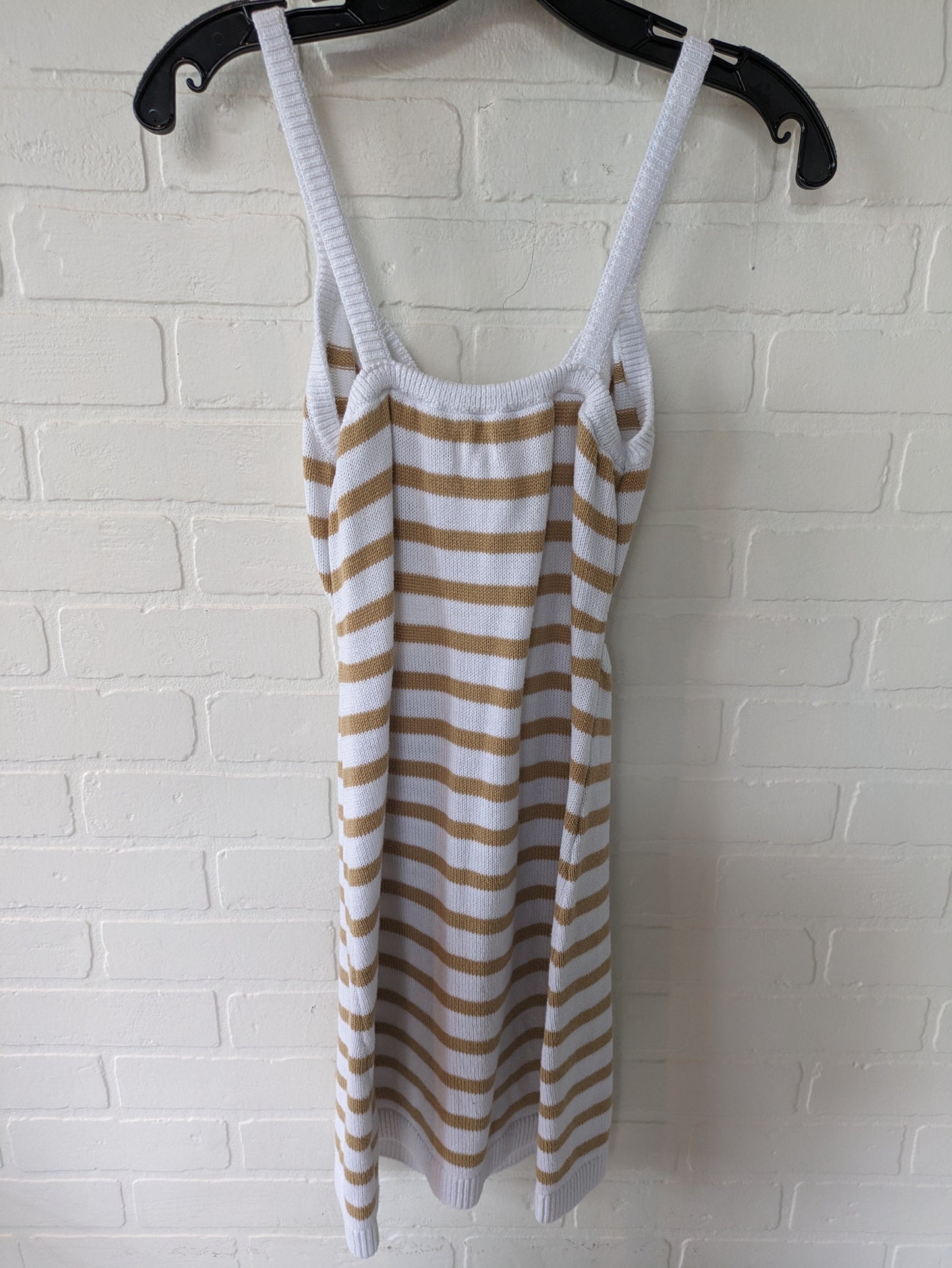 Tan & White Dress Casual Short Aerie, Size M