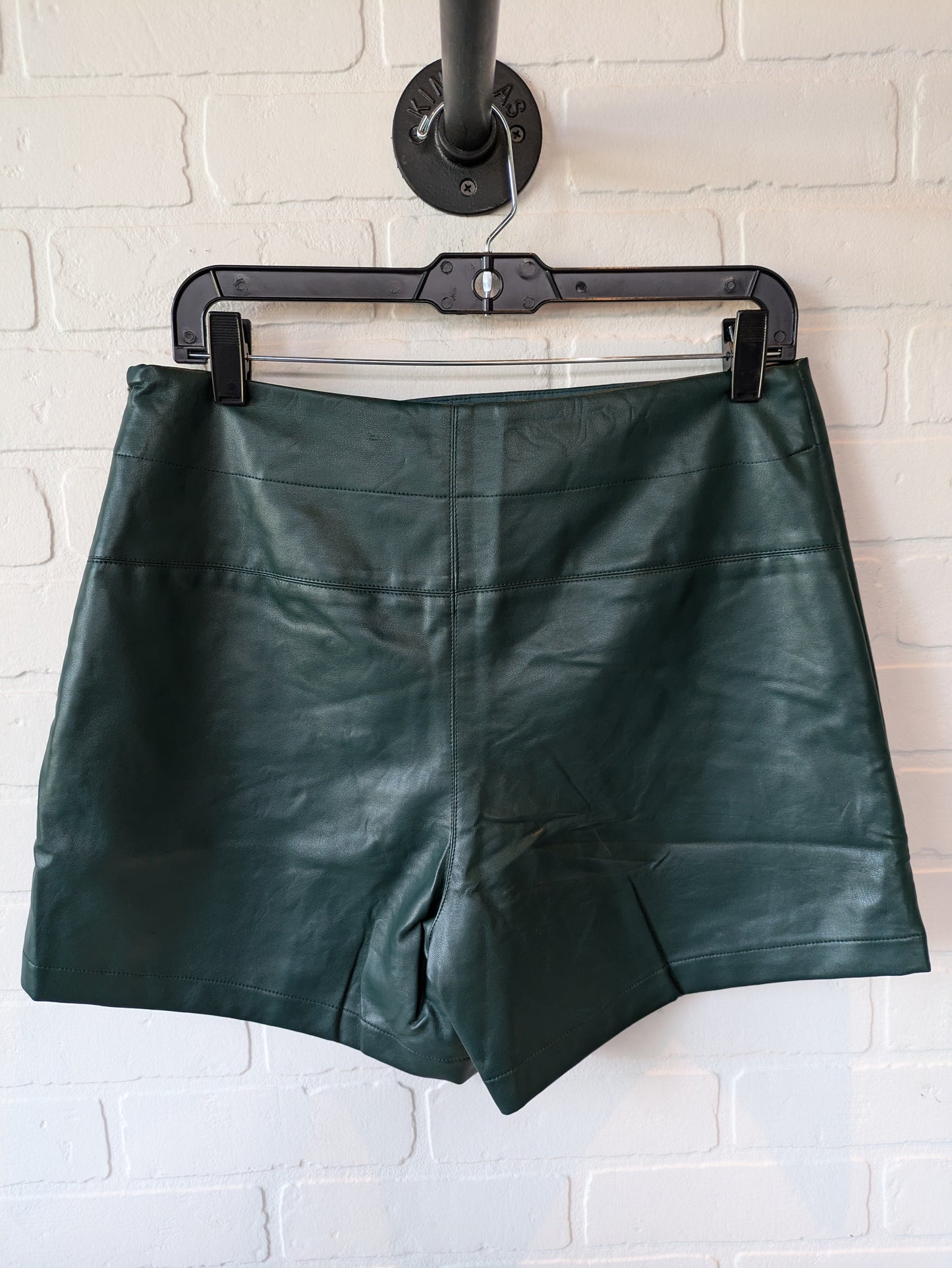 Green Shorts Clothes Mentor, Size 8