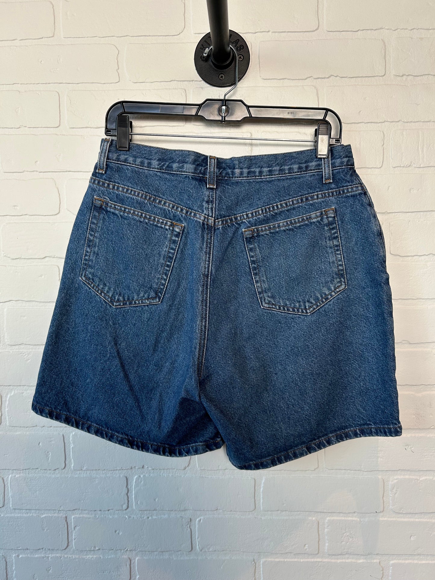 Blue Denim Shorts Liz Claiborne, Size 10