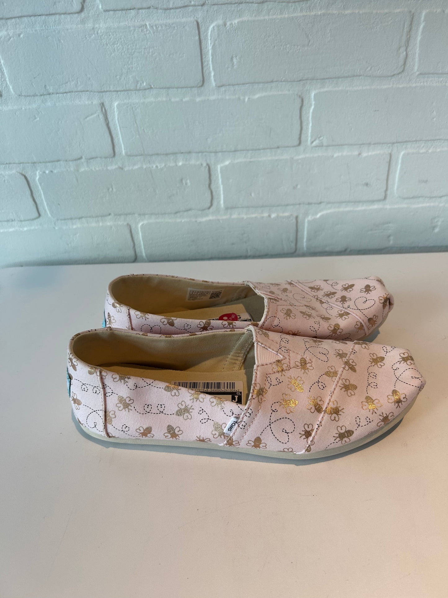 Shoes Flats By Toms In Pink, Size: 8