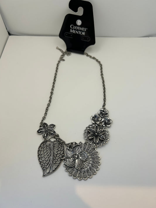 Necklace Statement By Crown Vintage