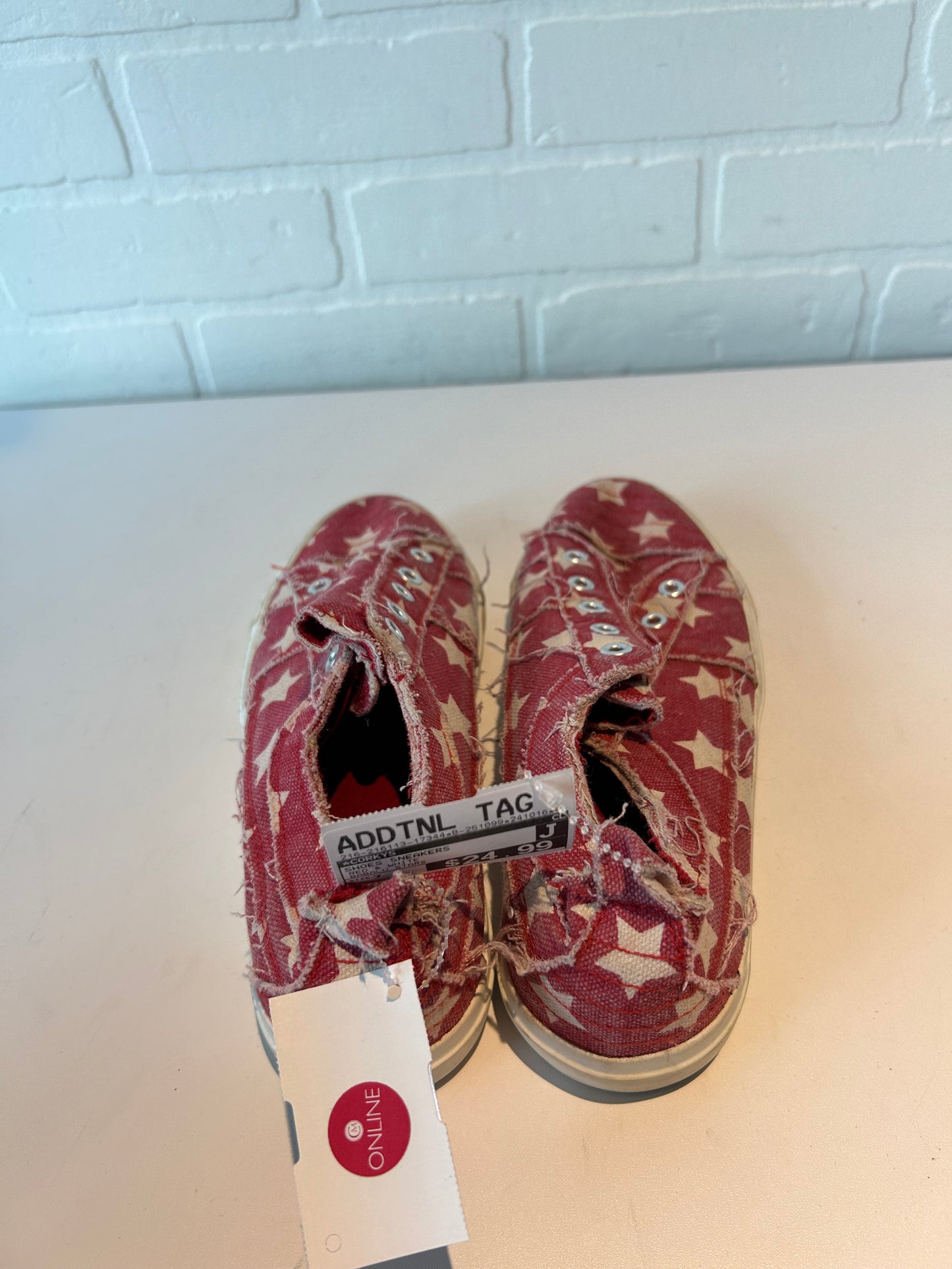 Shoes Sneakers By Corkys In Red & White, Size: 7