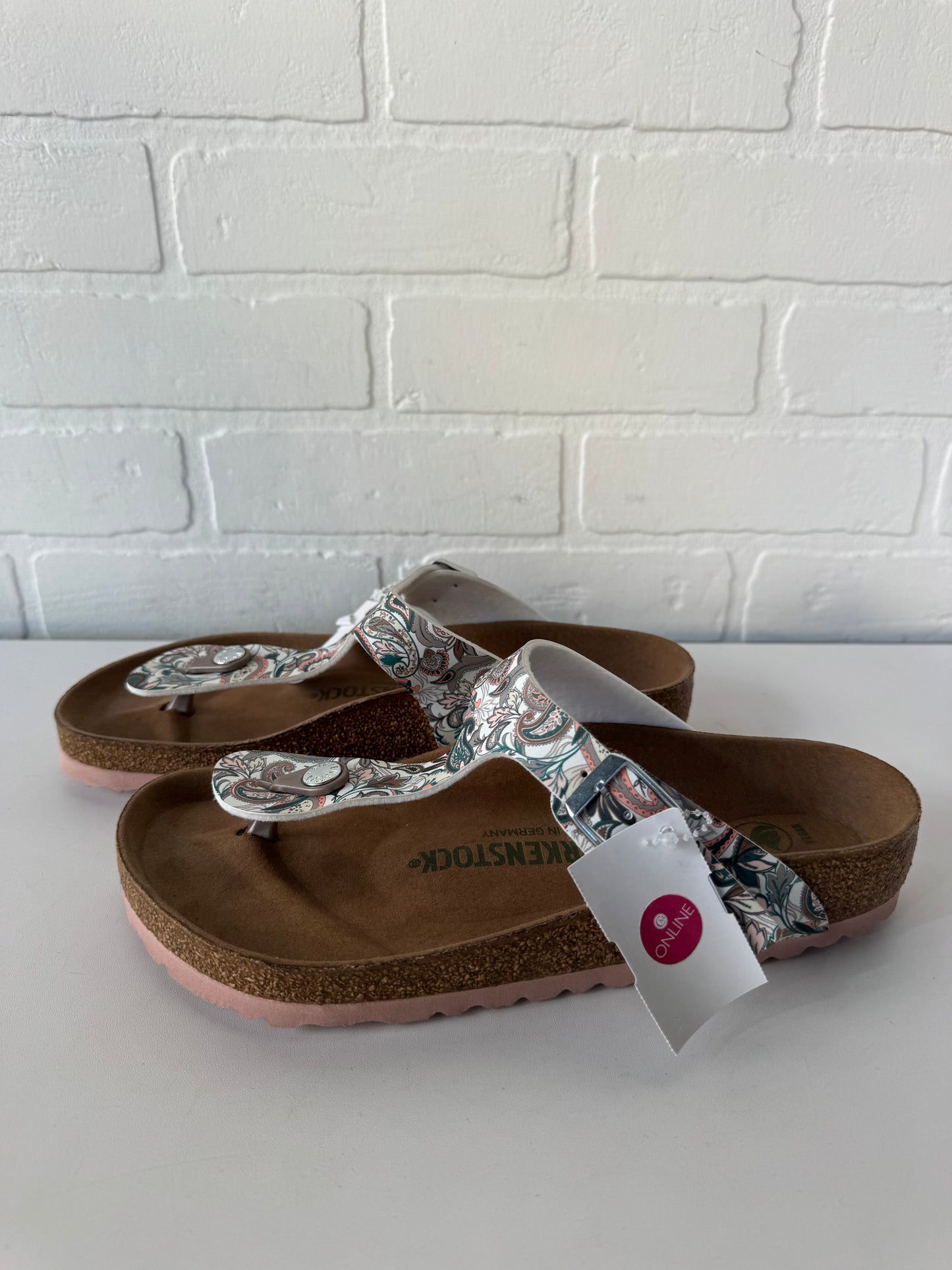 Sandals Flats By Birkenstock In Floral Print, Size: 7