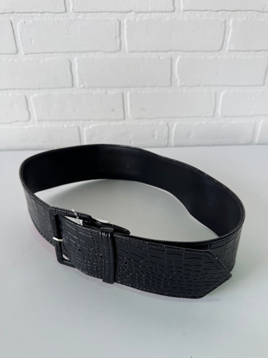 Belt By Clothes Mentor, Size: Medium