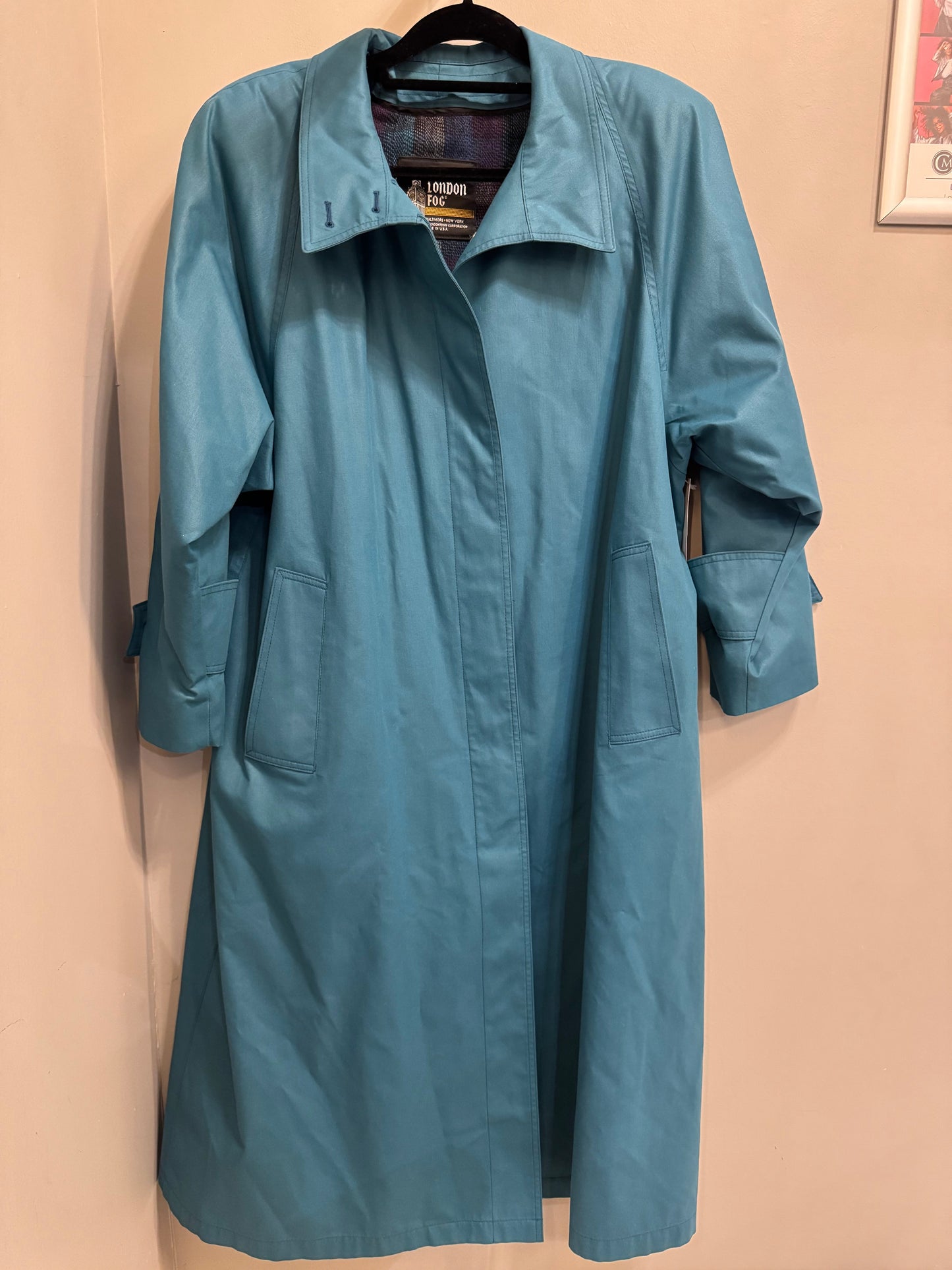 Coat Trench Coat By London Fog In Blue, Size: L