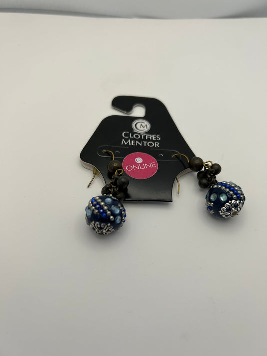 Earrings Dangle/drop By Chicos