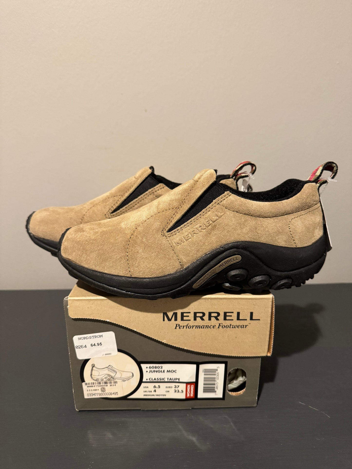 Shoes Flats By Merrell In Tan, Size: 6.5