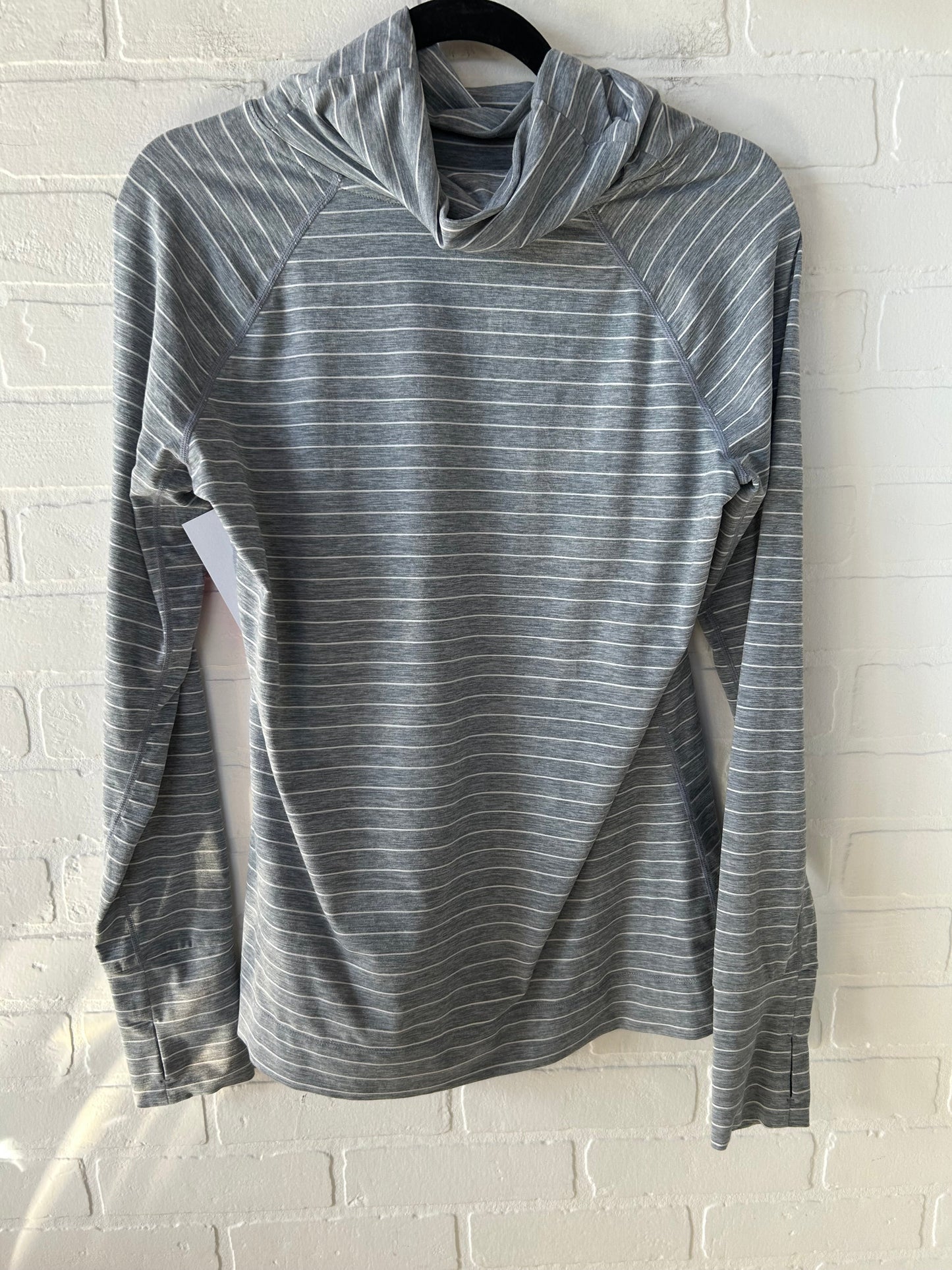 Top Long Sleeve Basic By Gapfit In Grey & Yellow, Size: M