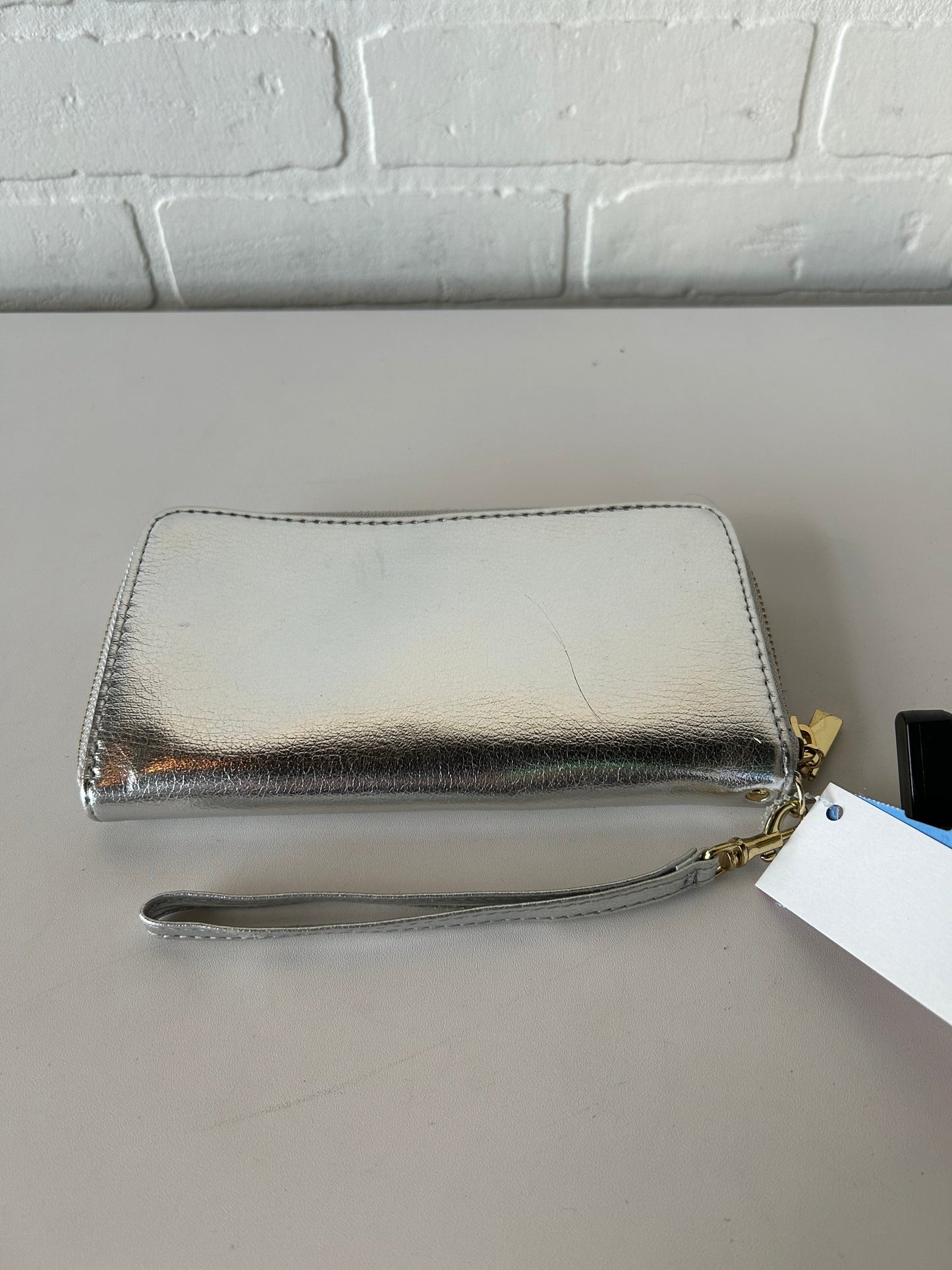 Wristlet By Clothes Mentor, Size: Small