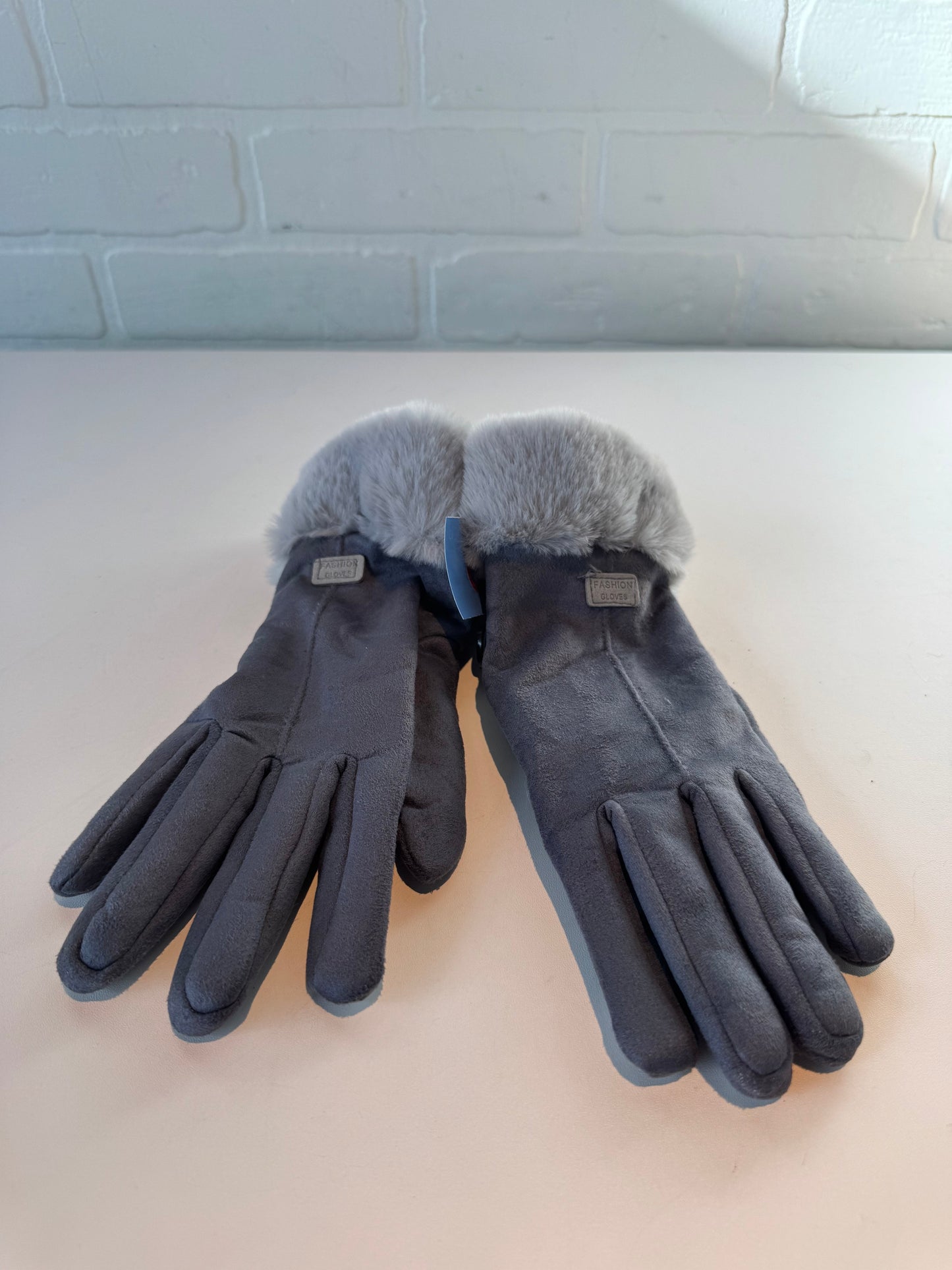 Gloves By Clothes Mentor