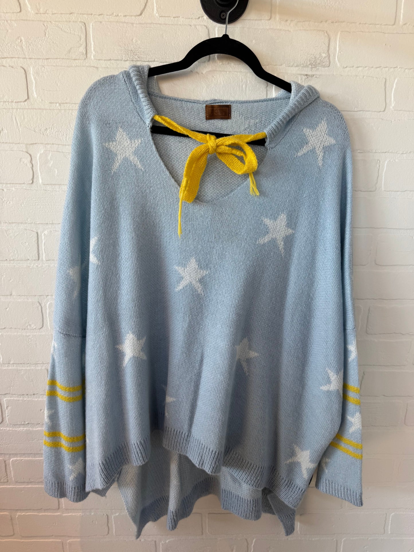 Sweater By Pol In Blue & White, Size: L