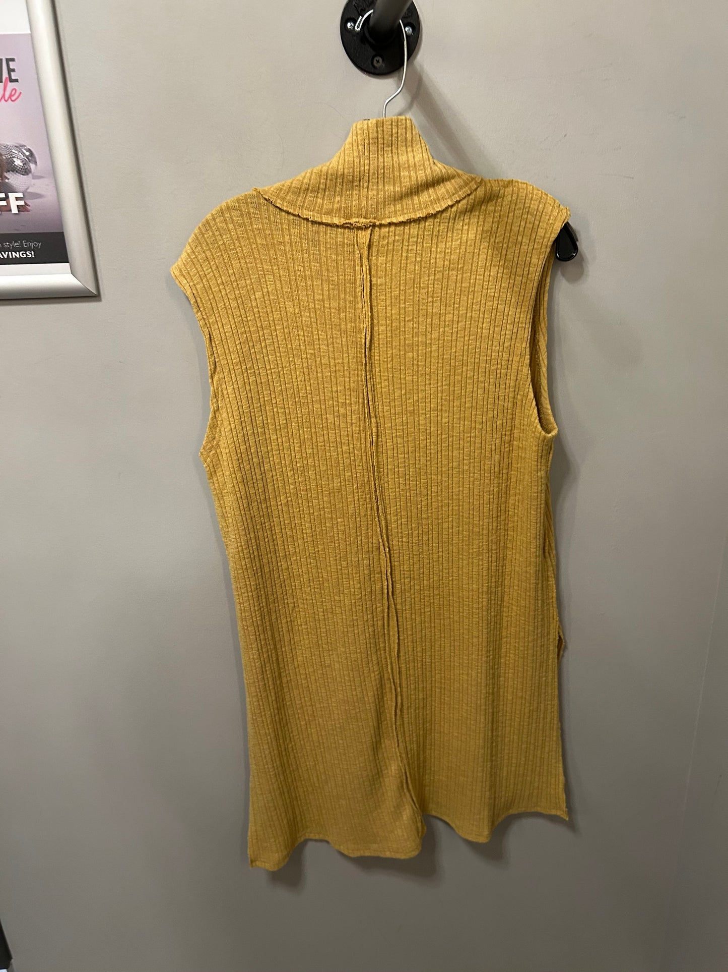 Tunic Sleeveless By Pol In Yellow, Size: S