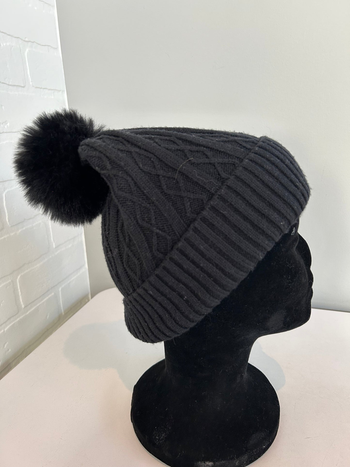 Hat Beanie By Vince Camuto