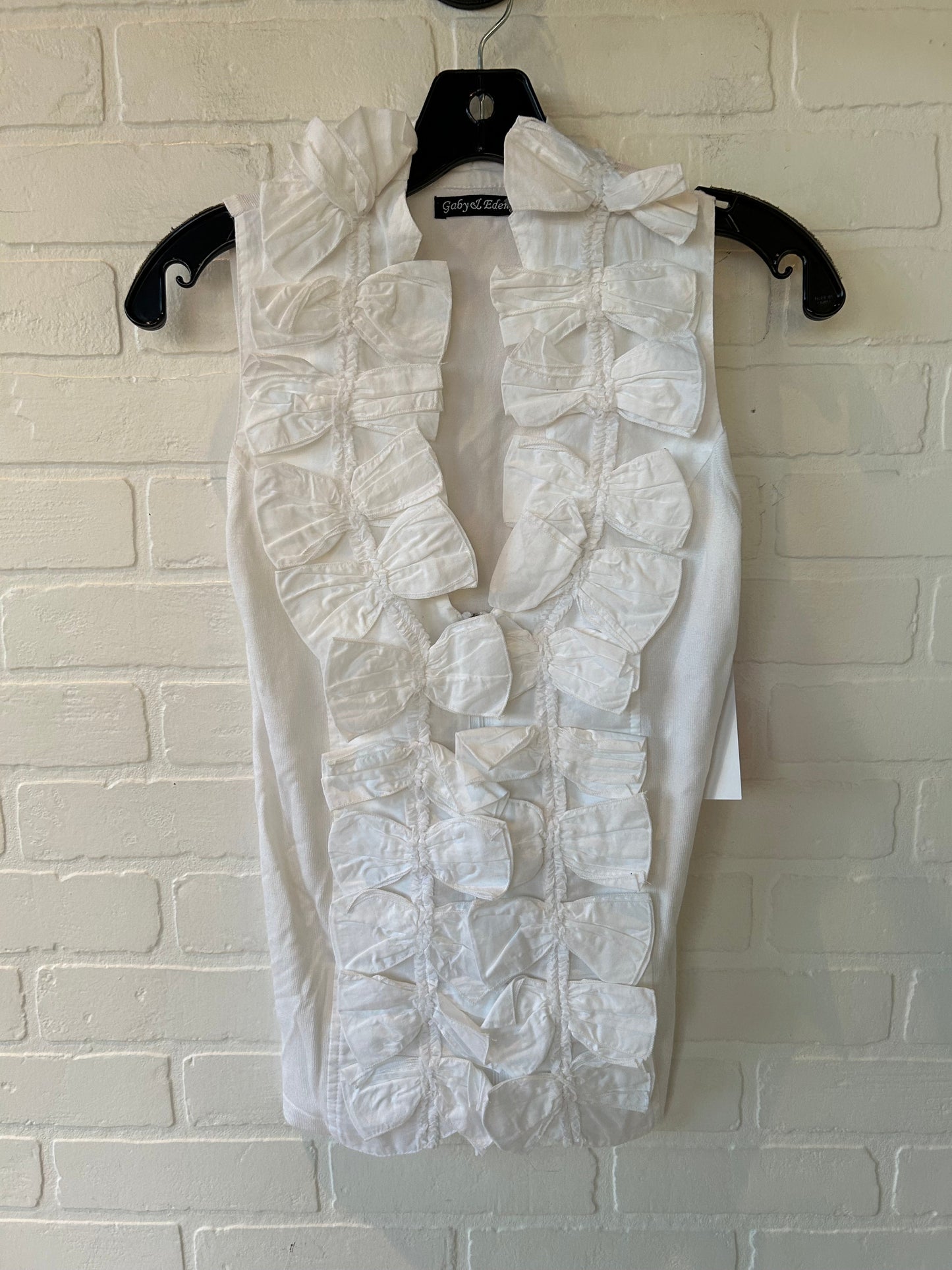 Top Sleeveless By  GABBY L EDEN  In White, Size: M