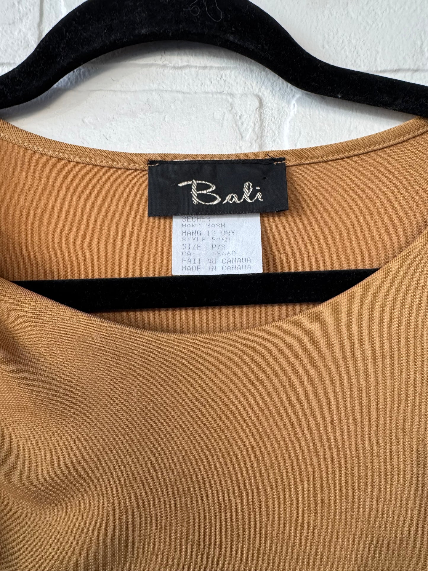 Top Short Sleeve By Bali Studio In Yellow, Size: S