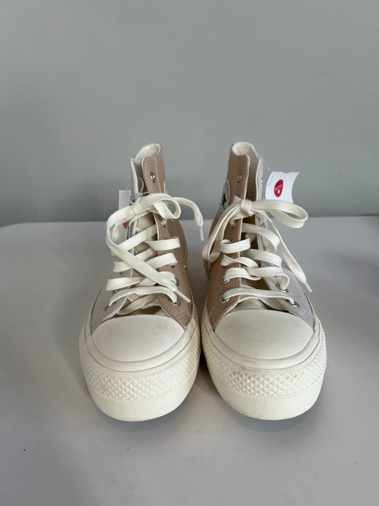 Shoes Sneakers By Converse In Cream & Tan, Size: 8.5