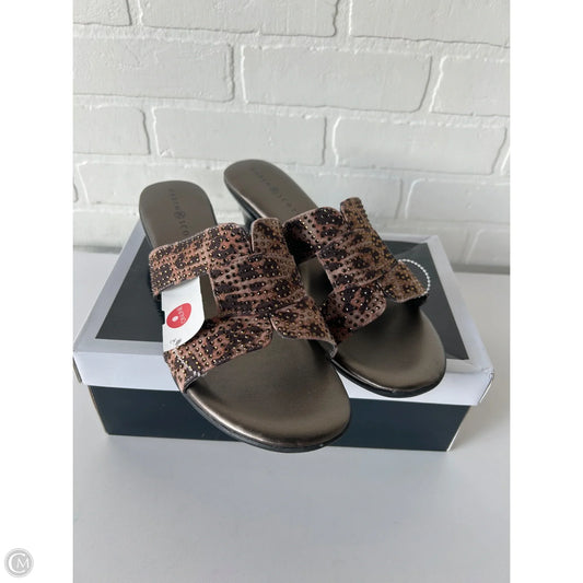Sandals Flats By Karen Scott In Animal Print, Size: 12