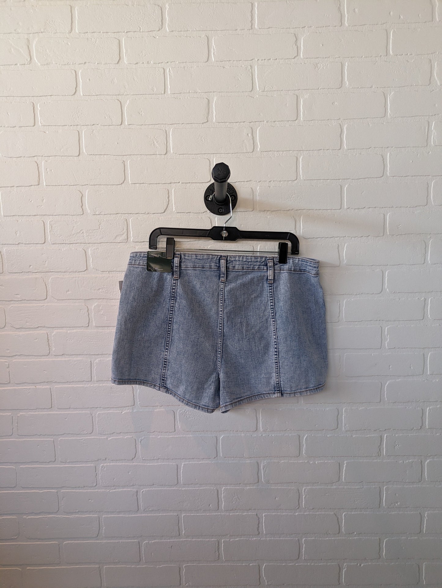 Shorts By Wild Fable  Size: 14