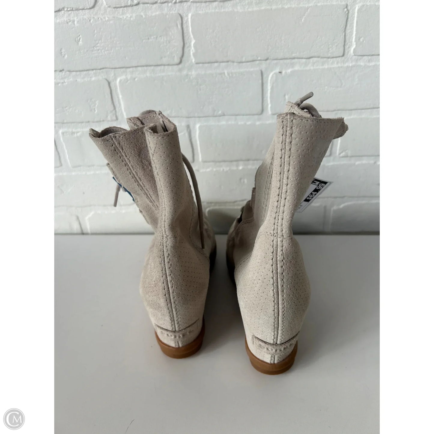 Boots Ankle Flats By Sorel In Tan, Size: 8.5