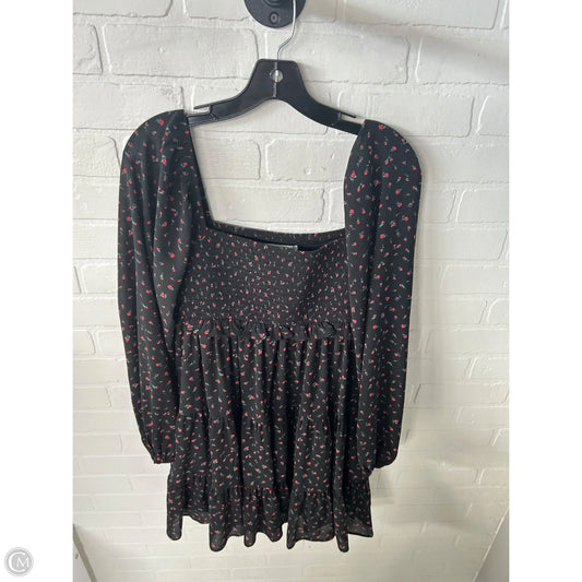 Dress Casual Short By Altard State In Black & Red, Size: M