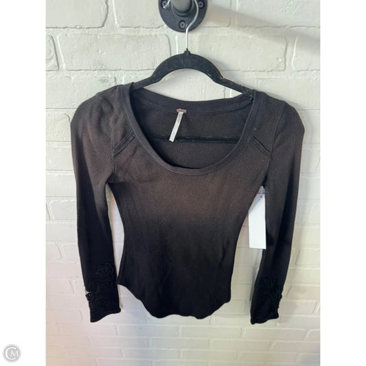 Top Long Sleeve By Free People In Black & Brown, Size: S