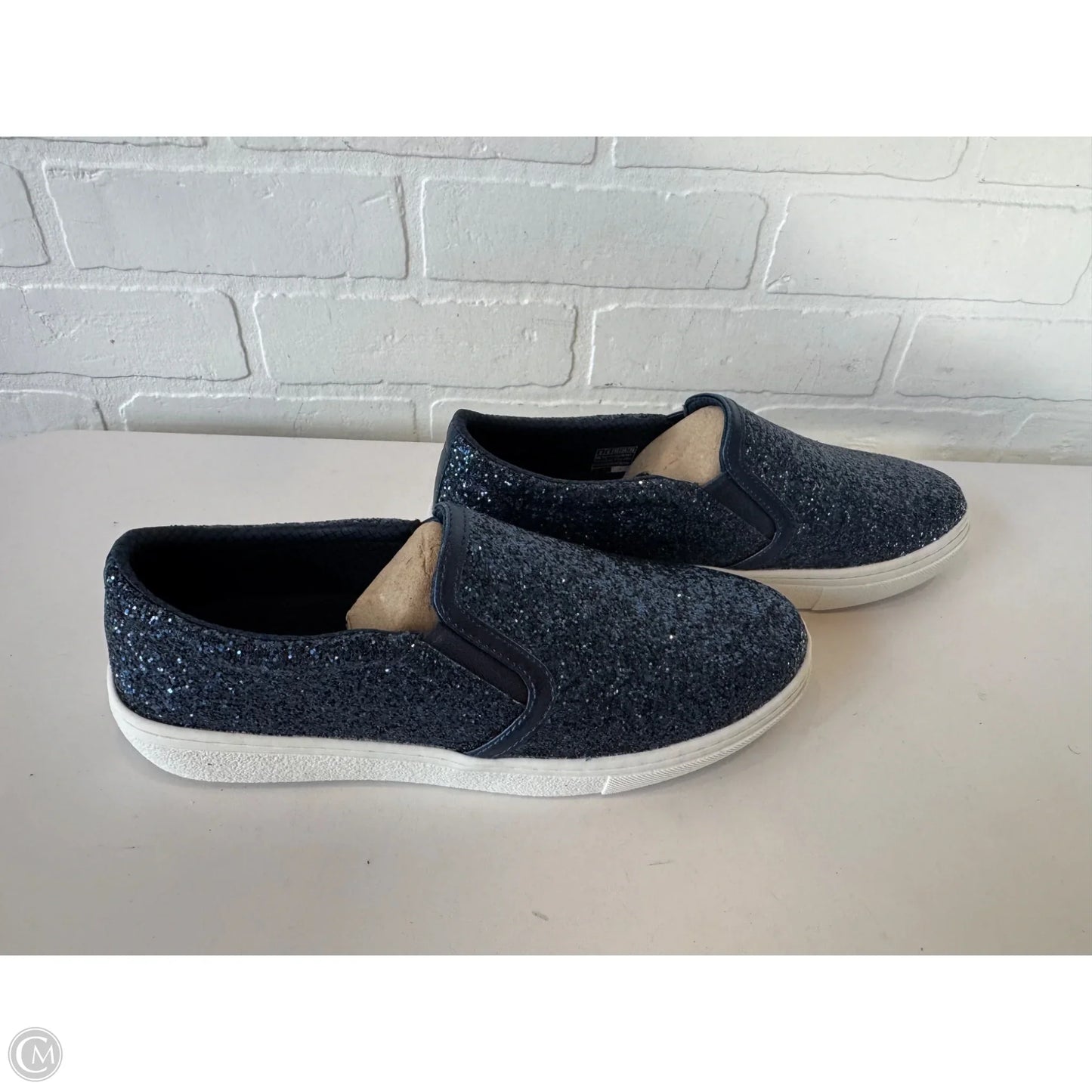 Shoes Sneakers By Skechers In Blue & White, Size: 9