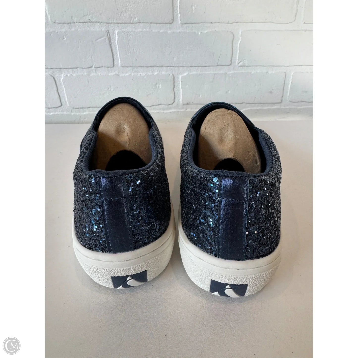 Shoes Sneakers By Skechers In Blue & White, Size: 9