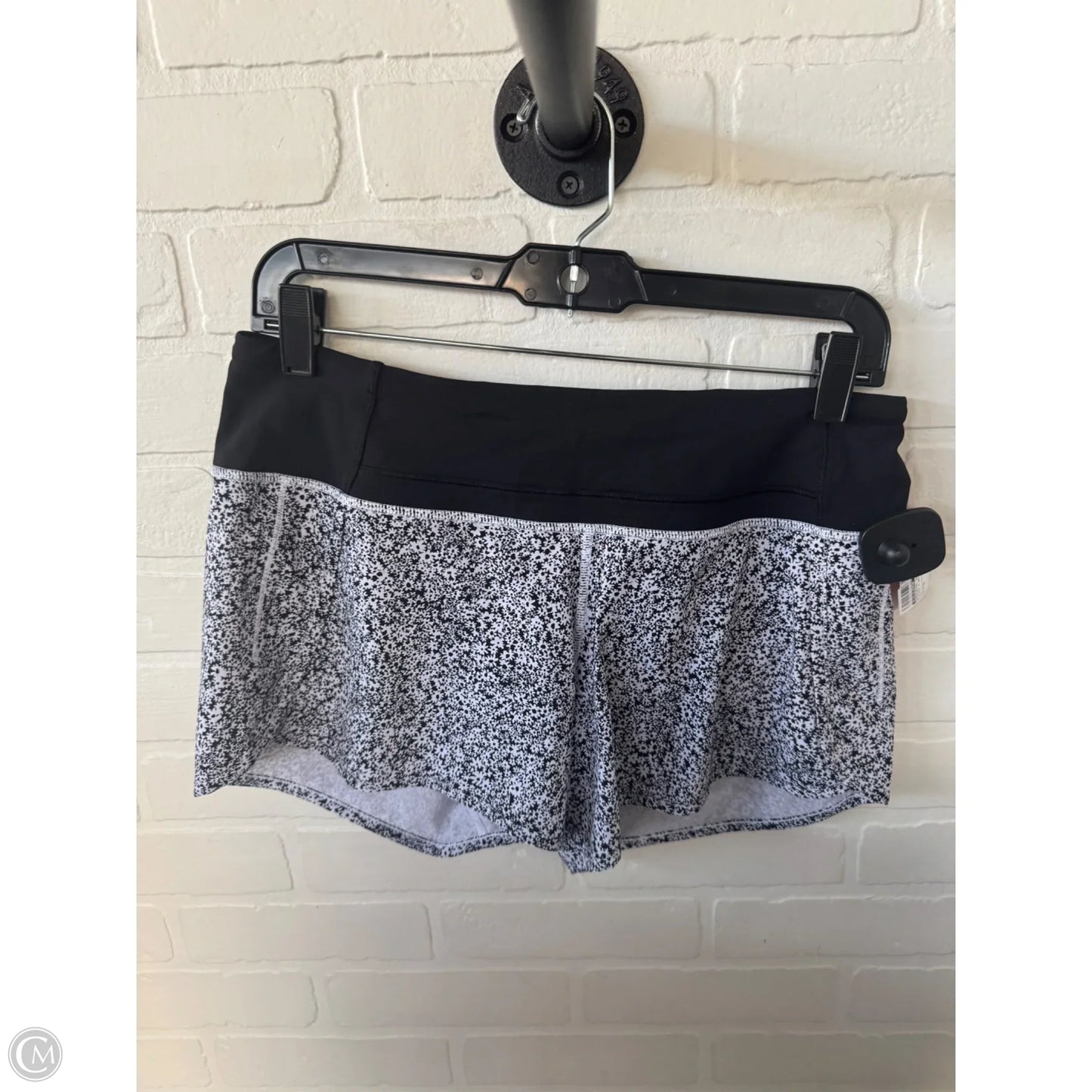 Athletic Shorts By Lululemon In Black & White, Size: 6