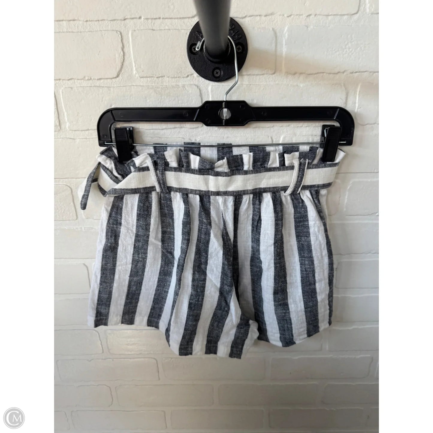 Shorts By Cmc In Black & White, Size: 4