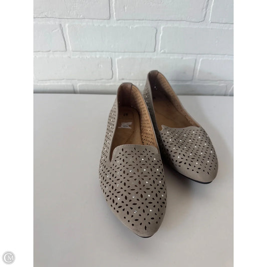 Shoes Flats By White Mountain In Brown & Silver, Size: 6.5