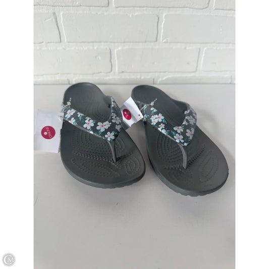 Sandals Flip Flops By Crocs In Grey & White, Size: 8
