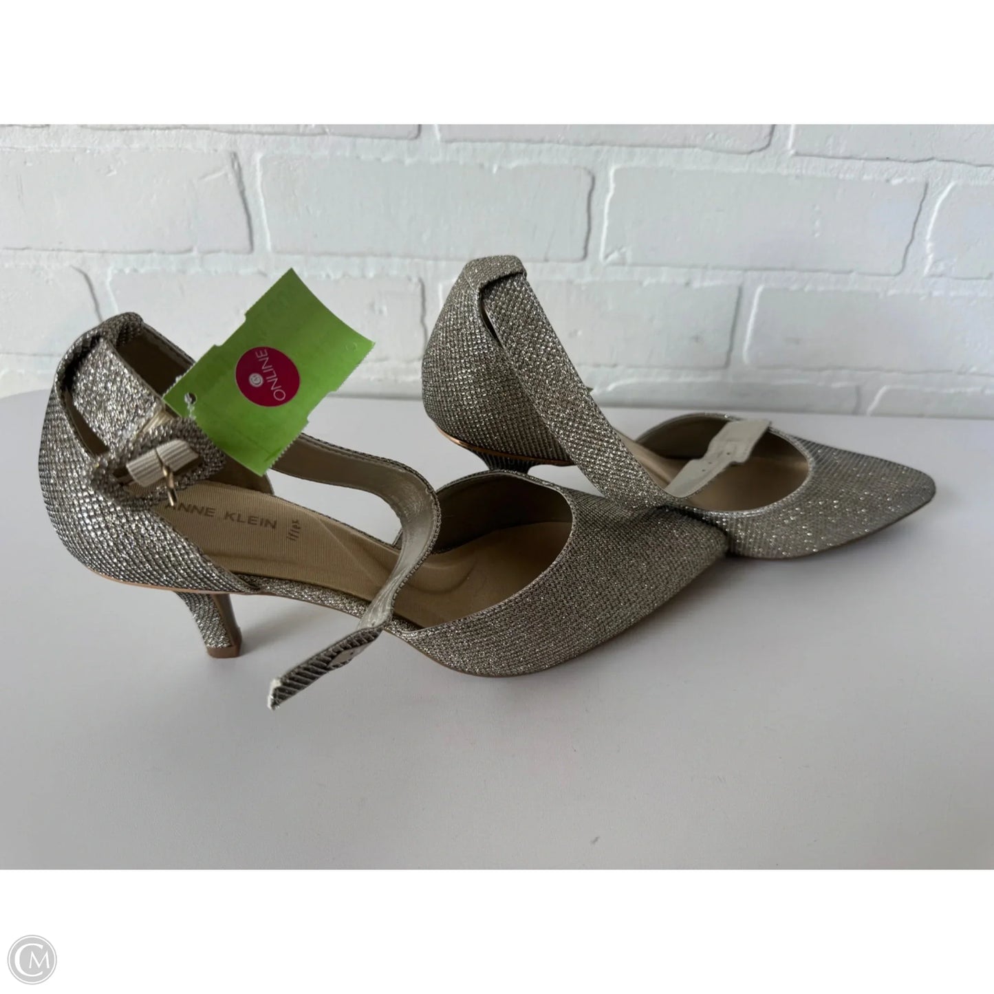 Shoes Heels Stiletto By Anne Klein In Gold, Size: 9