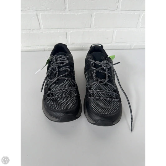 Shoes Athletic By Chacos In Black & White, Size: 7