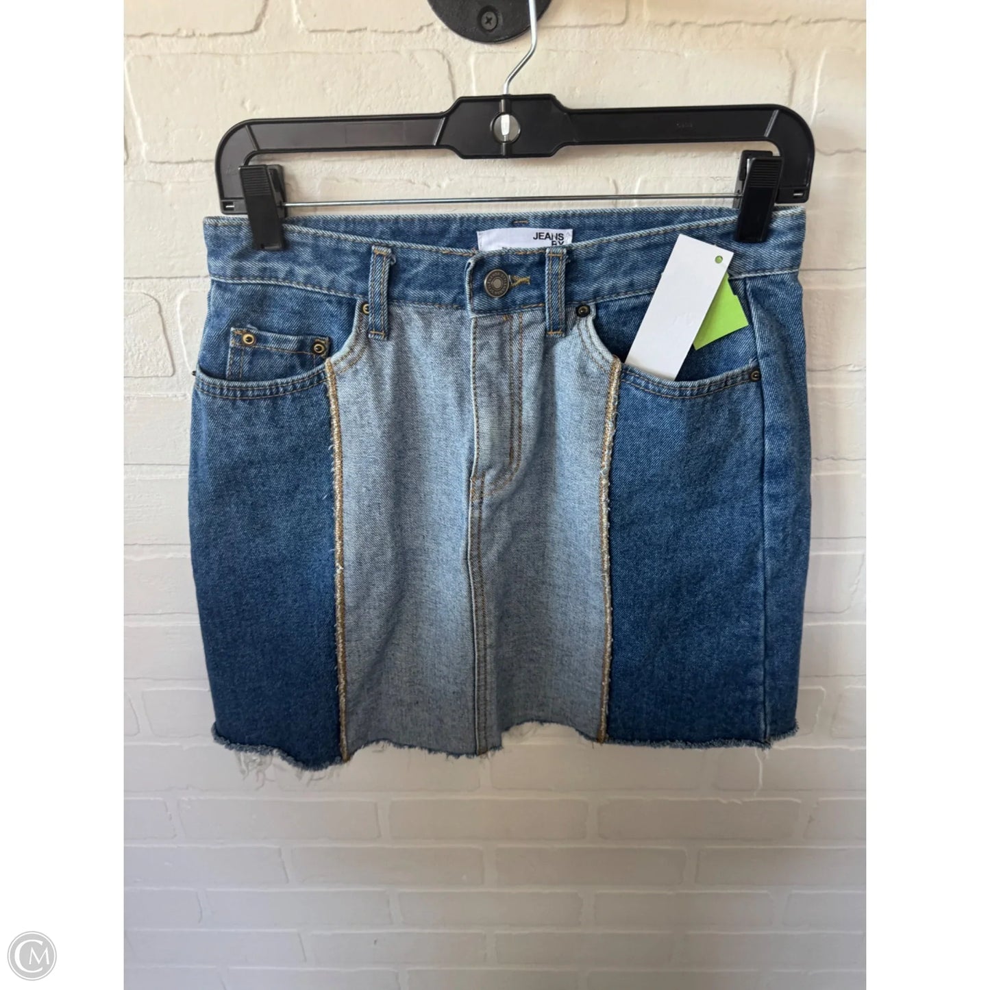 Skirt Mini & Short By Clothes Mentor In Blue Denim, Size: 8