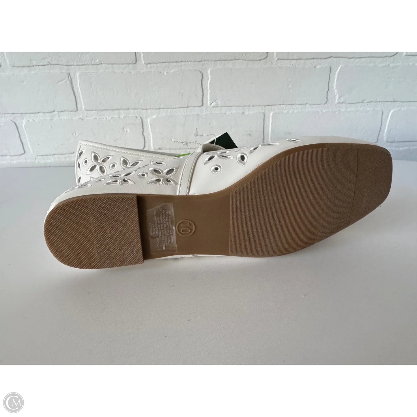 Shoes Flats By Wild Fable In White, Size: 10
