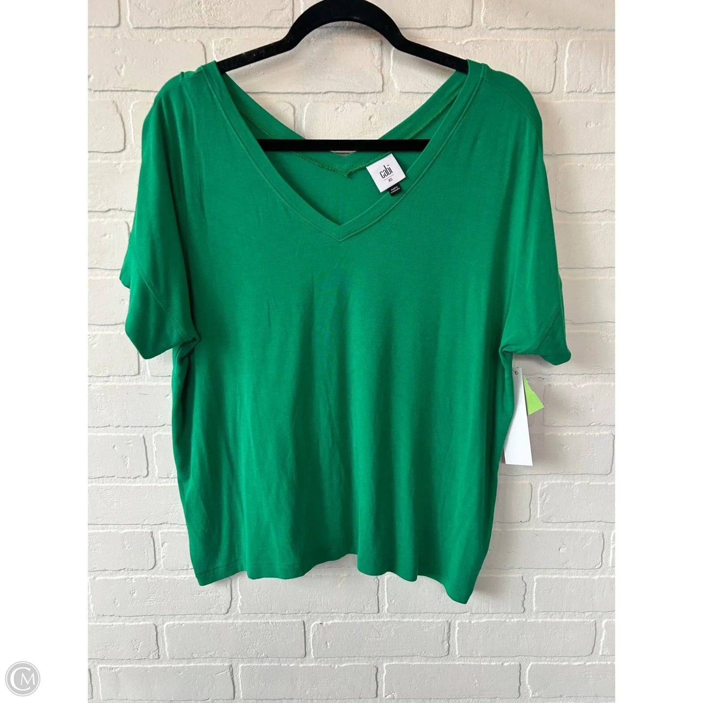 Top Short Sleeve Basic By Cabi In Green, Size: Xs